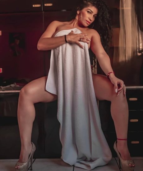 MAILIN LA POTRA star adult gallery