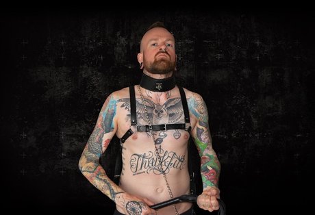 Maiki model top pictures