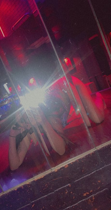 Magik nudes star gallery