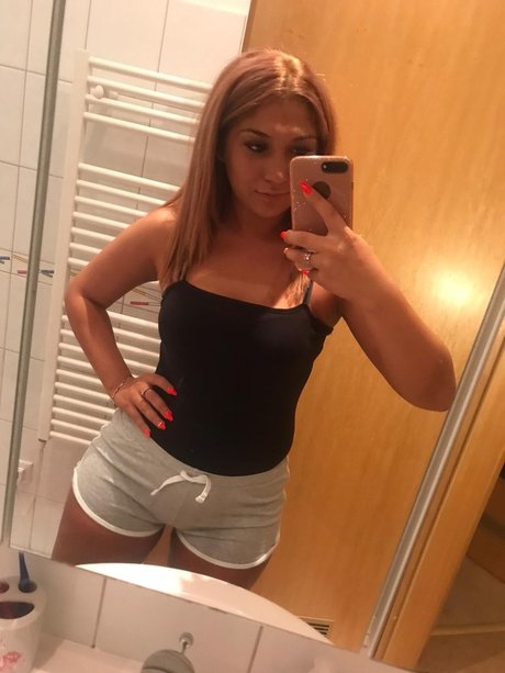 Magda Maria sexy model pic