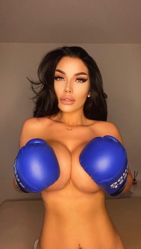 Yasmine Palmer nudes actress photo