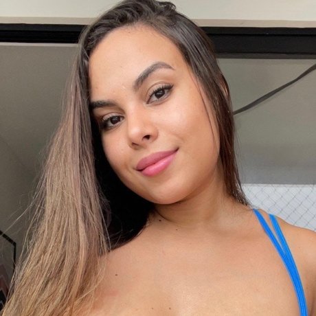 Maya BIG NATURAL BOOBS model nice picture