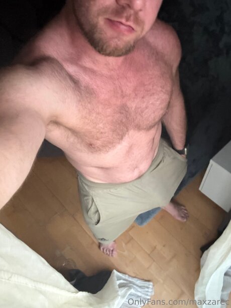 Max Zarec XXL sex pornstar pictures