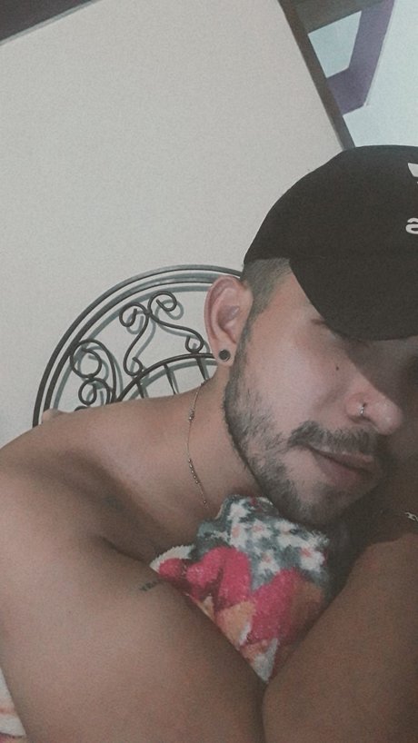 Maxximo R model free galleries