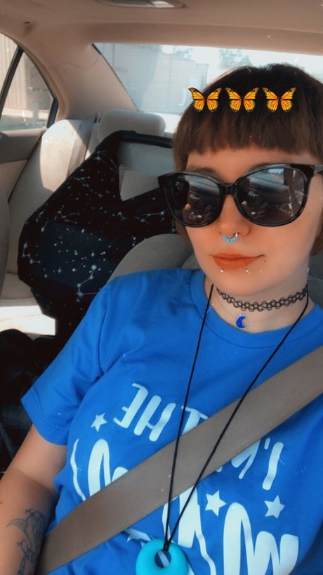 Maxine Crow FREE actress picture