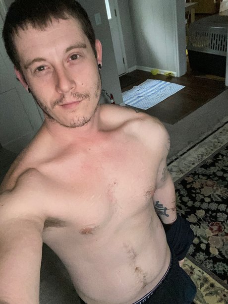 Max hunt model nude pics