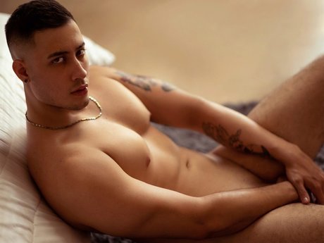 Matt Sail model best pics