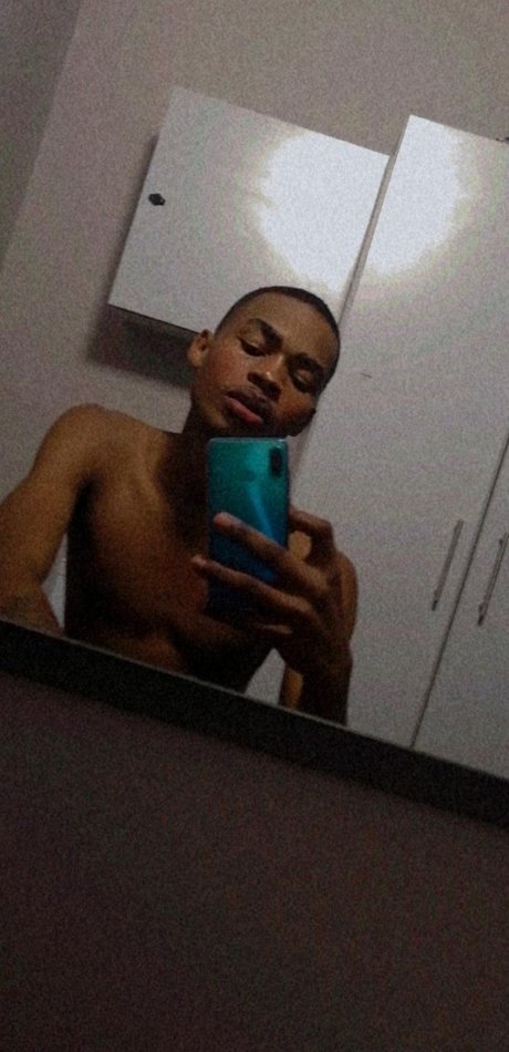 TRITAN xxx star picture