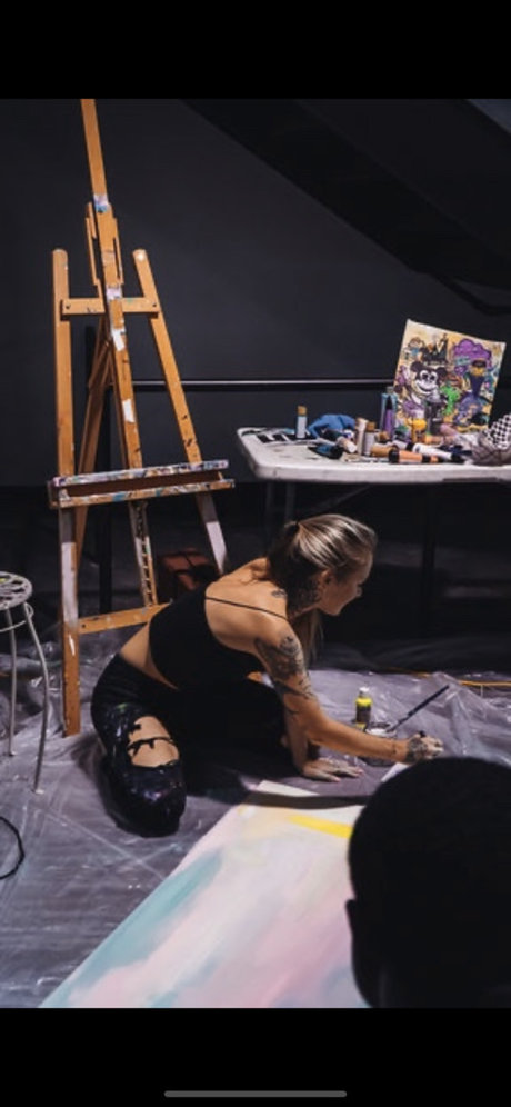 Milly makes art star best img