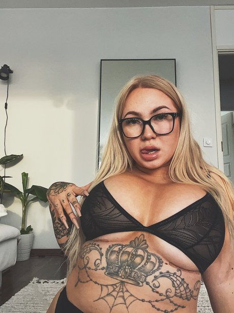 Milja pornstar pretty galleries