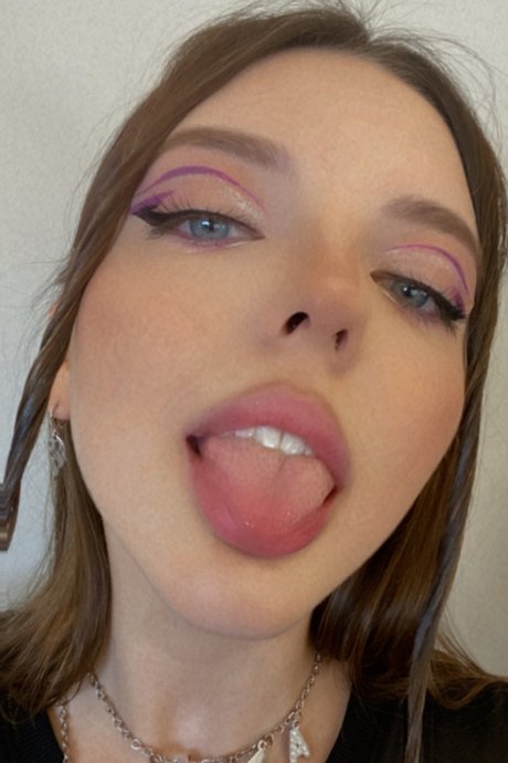 Milesha nude pornstar archive