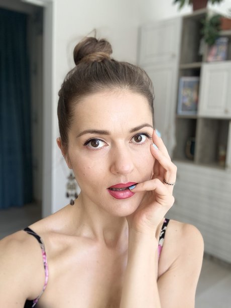 Milana Er vip top actress gallery