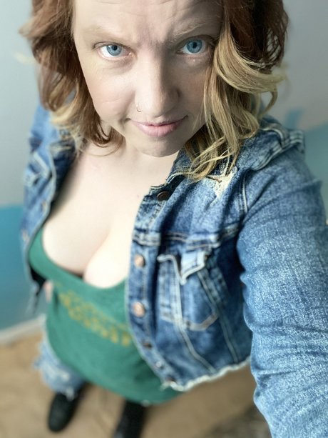 Midwest Mandy nice star photo