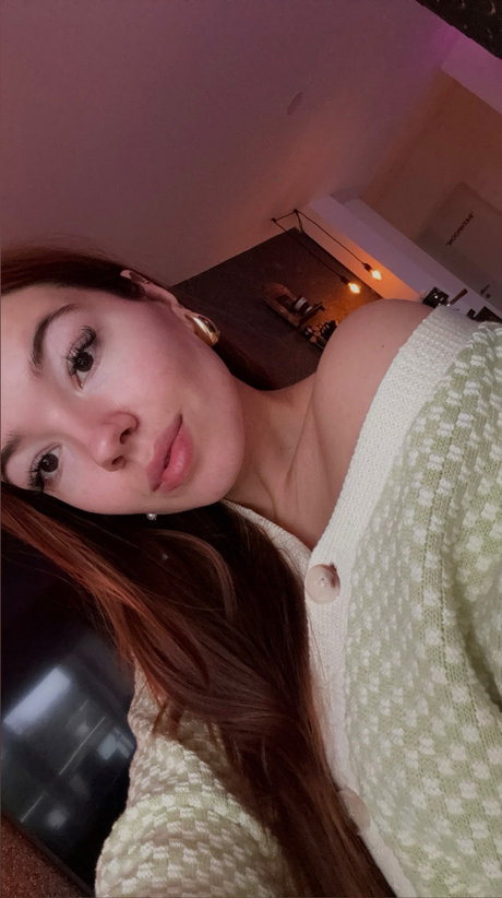 Mia Seraphina xxx model gallery