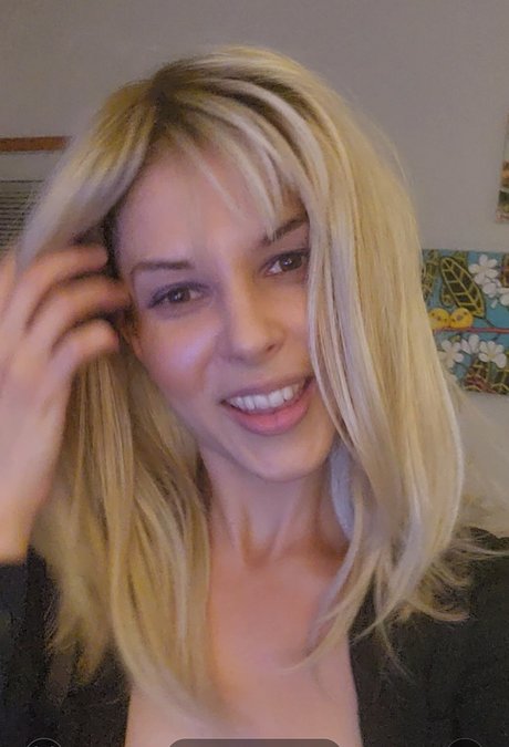 Mercedes Raquel art model pictures