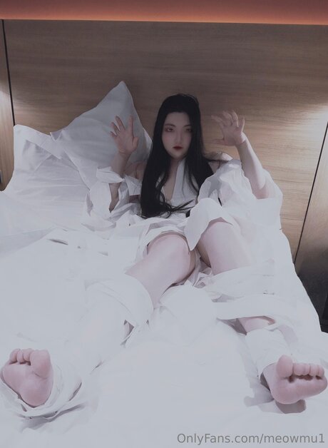 Ai SissyLunar model image