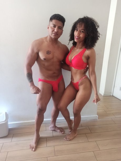 Morena y lobo model top galleries