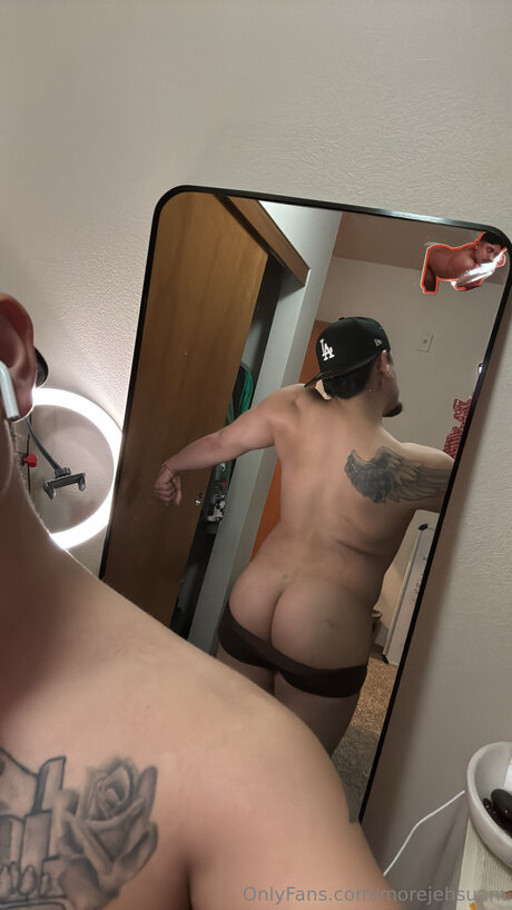 MOREJEHSUAMCO_ star xxx img