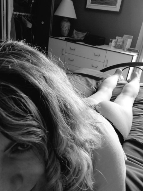 Roxie Roller free model gallery