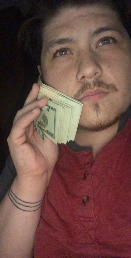 MoneyBagPimpin free star img