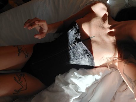 Moment Ruined beautiful actress pic