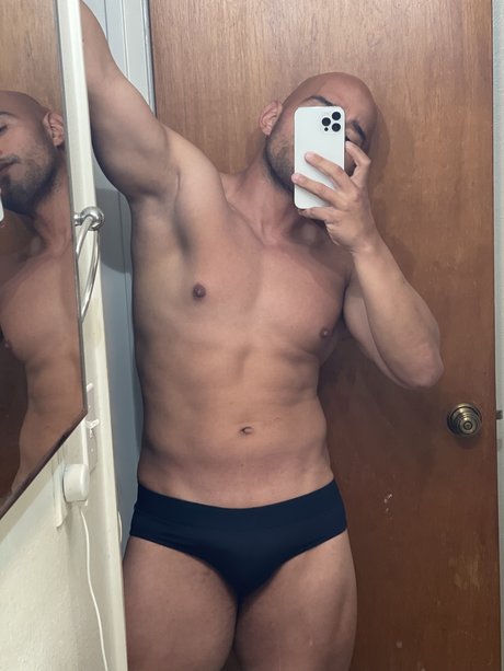 Mizrha Sanz star free pic