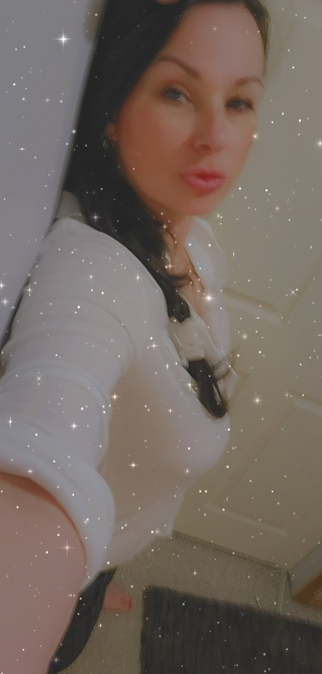 Miss Kiki art pornstar images