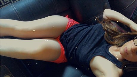 Chloe Jade art model image