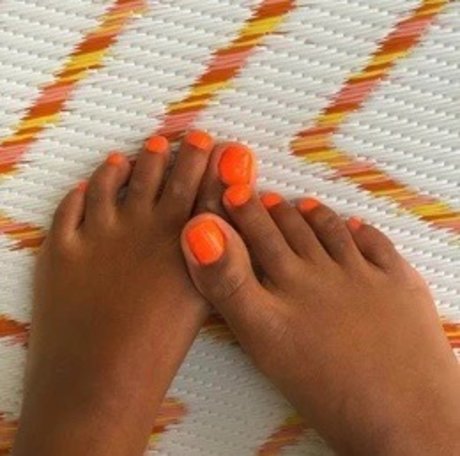 cuckold feet onlyfans free gallery