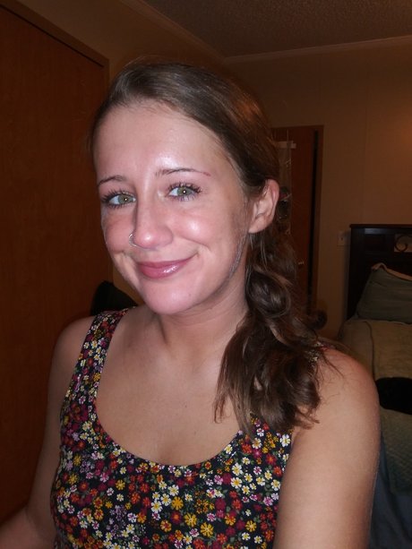 Angel Kennedy beautiful model pics