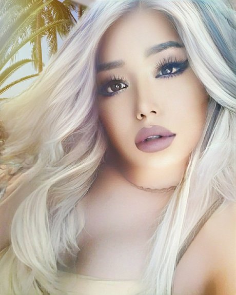 NAKINI YA pornographic star photo