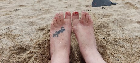 Naked Sole hot star images