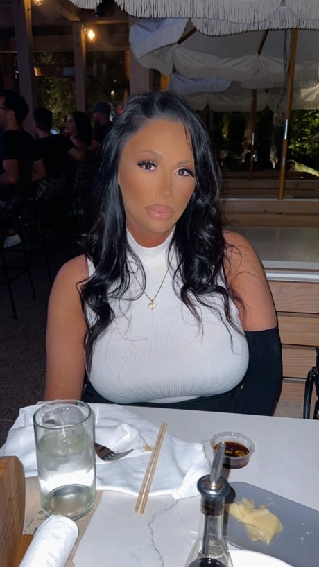 Tsnadionuki nude model pics