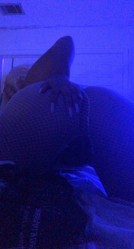 Here To Make A Sticky Mess_ best model photo