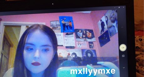 M x exclusive pornstar photo