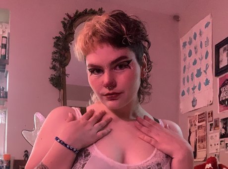 E they them_ sexy pornstar photo