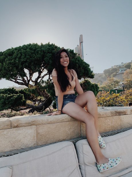 Mai Trang Tran hot pornstar photo