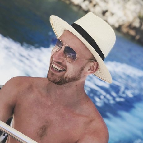 MrDavidXXX nice model picture