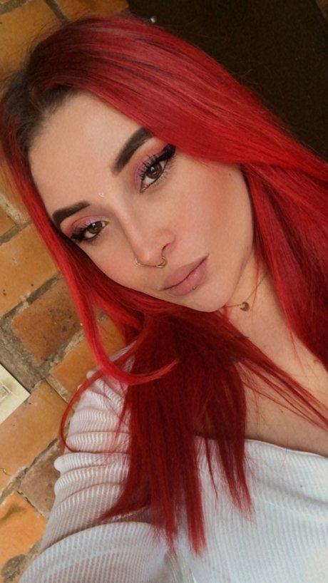 Daniela Maria star top img