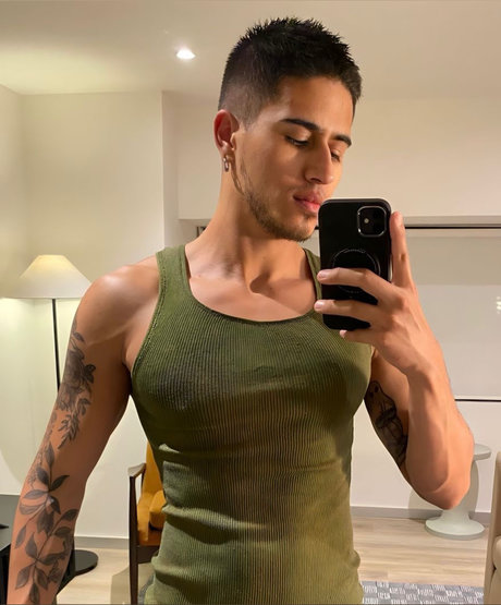 Nicolas Qintero_ pornstar nude photos