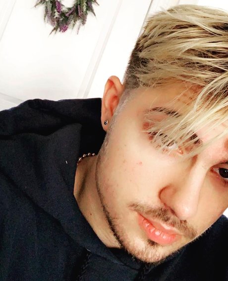 Nicky Lomuto pornographic model pics