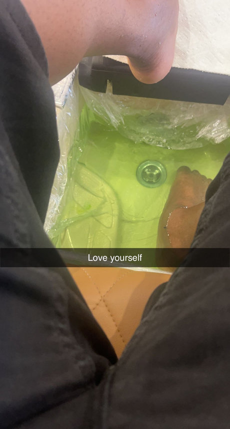 my n my feet naked pornstar photos