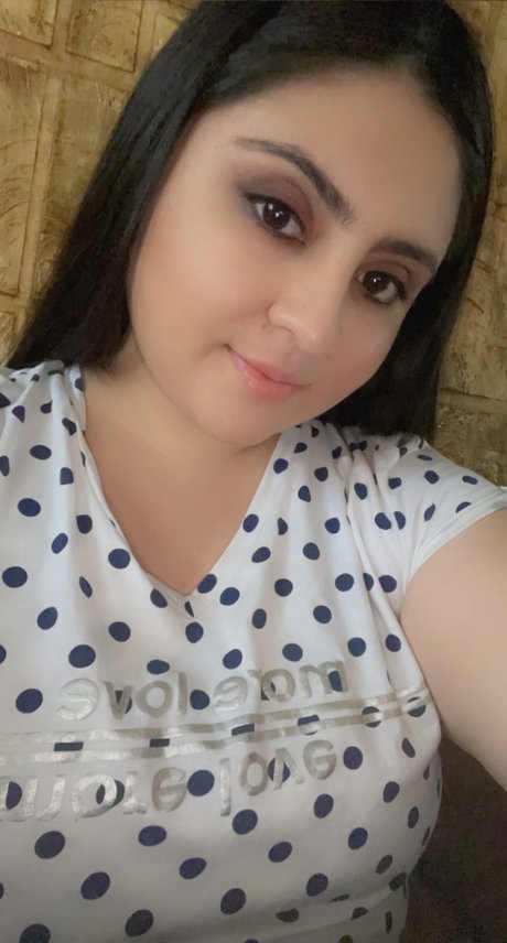 Nayesska art actress pictures