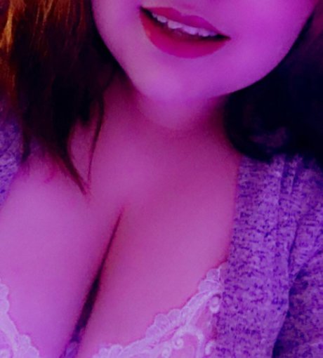 Summer Mae exclusive star pics