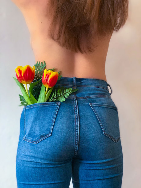 Raluca Natalia Poleuca hd pornstar pic