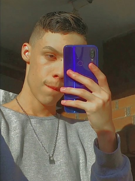 celebrity male onlyfans sexy naked pictures