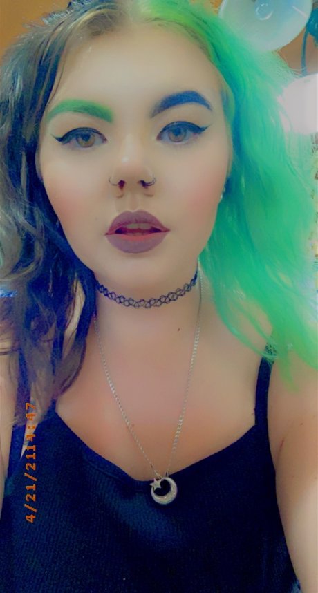 Nancy May beautiful model archive