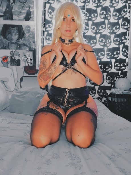 NanaGamer xxx model pic