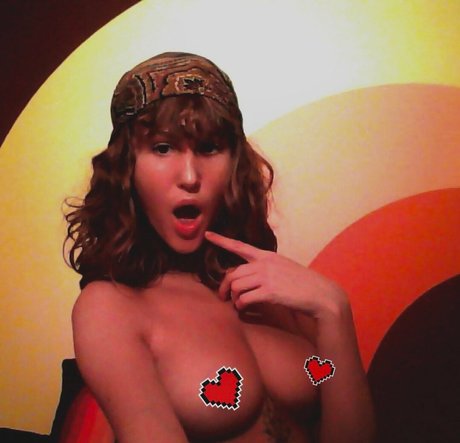 blonde babe onlyfans free porn archive