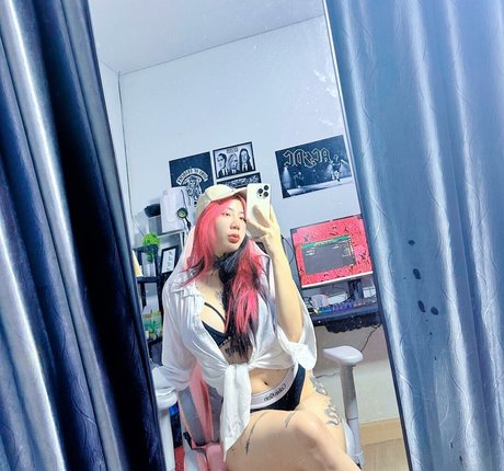 grandma onlyfans free naked picture